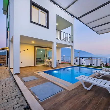 Riva 1 Vila *